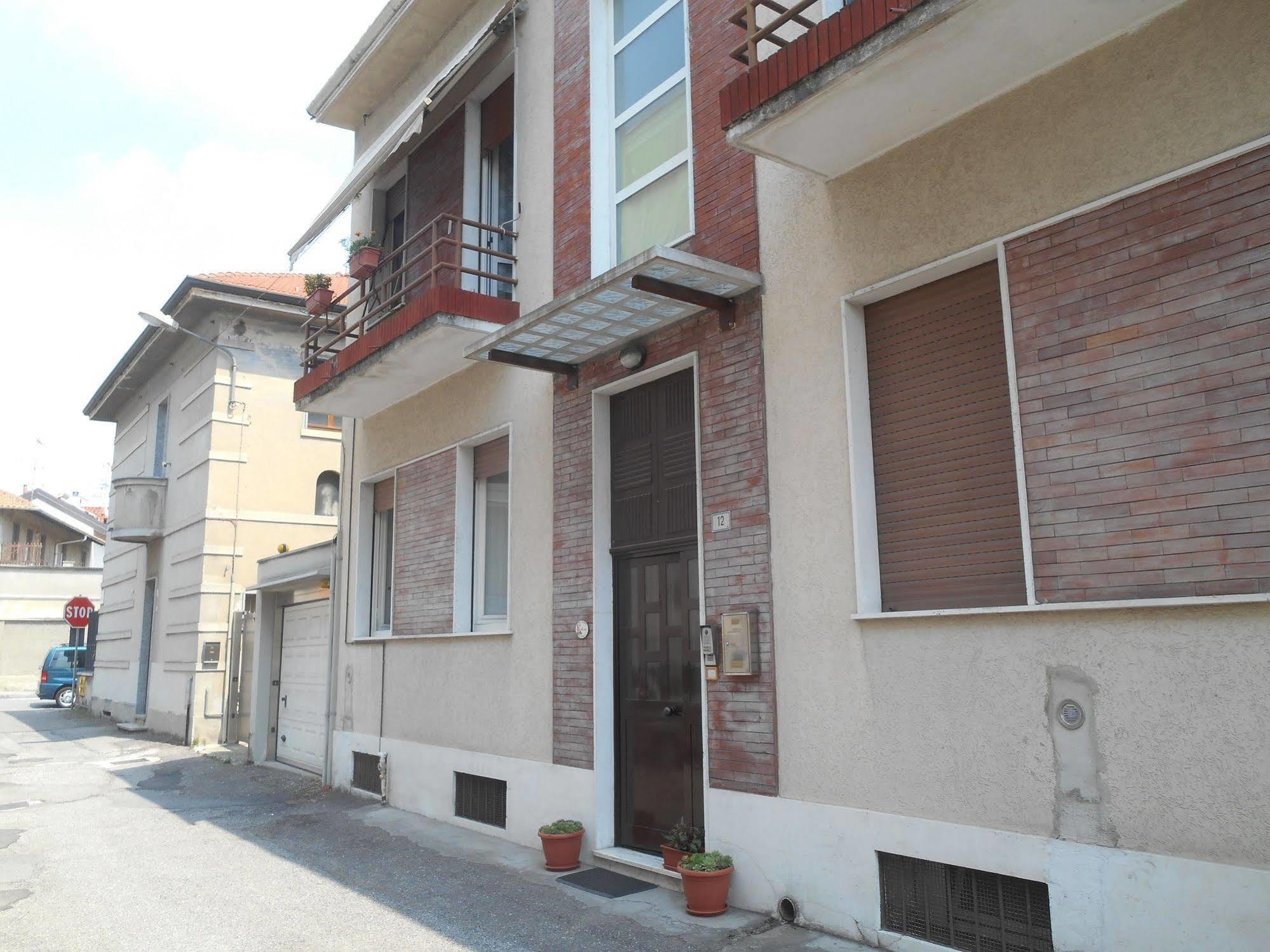 Bed and Breakfast Le Rose Malpensa Busto Arsizio Zewnętrze zdjęcie