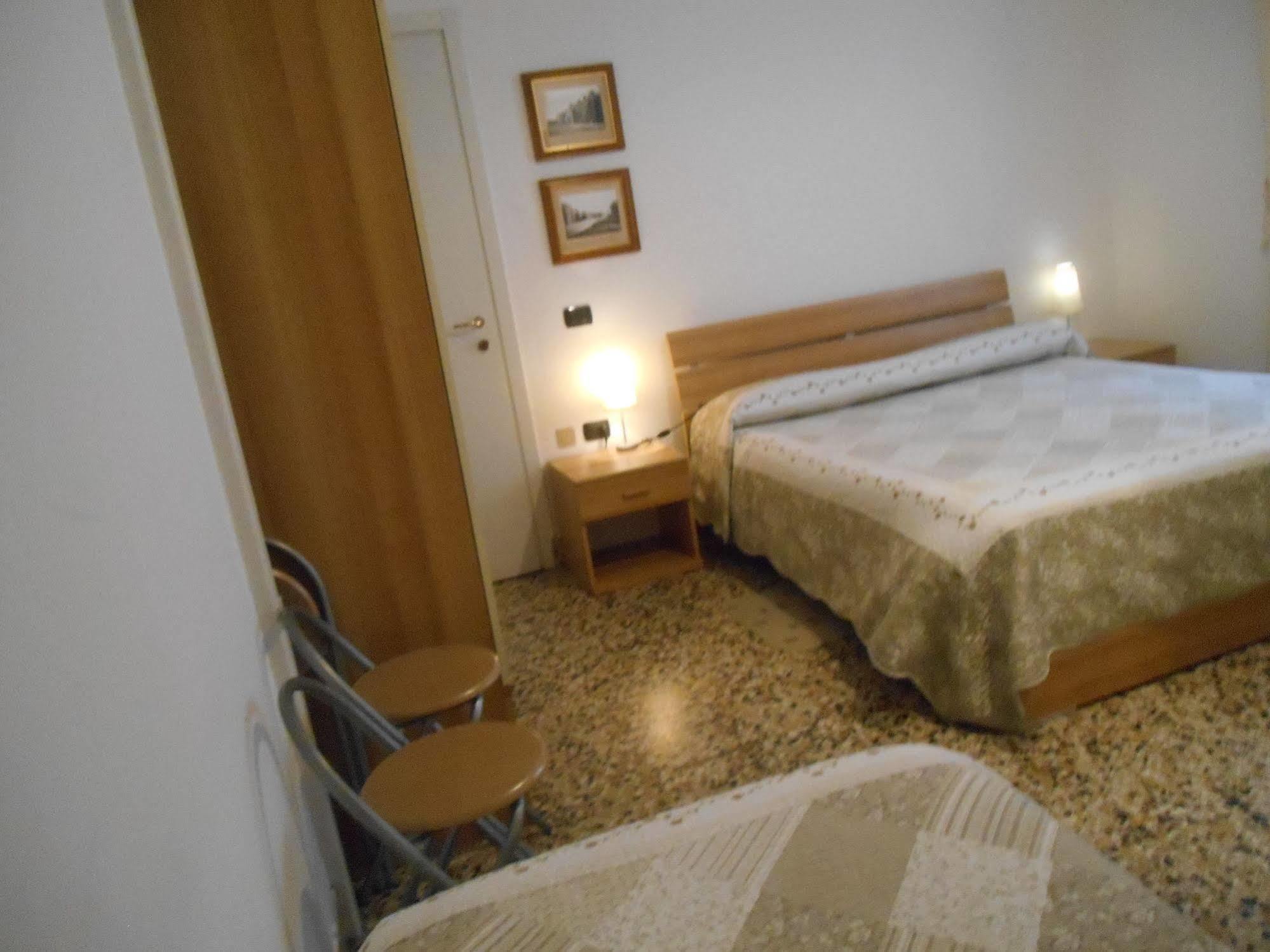 Bed and Breakfast Le Rose Malpensa Busto Arsizio Zewnętrze zdjęcie